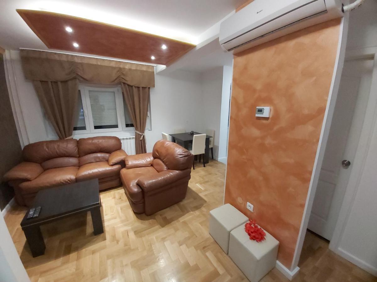 Target Apartment Banja Luka Exterior photo